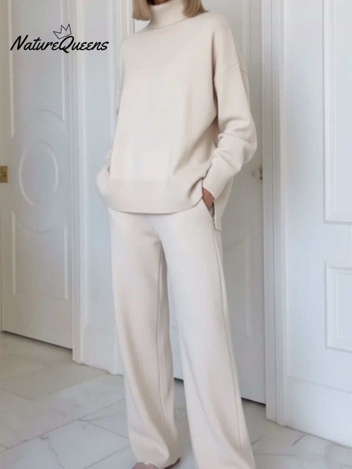 Complete two-piece set with stand-up collar and side zipper, with straight pants