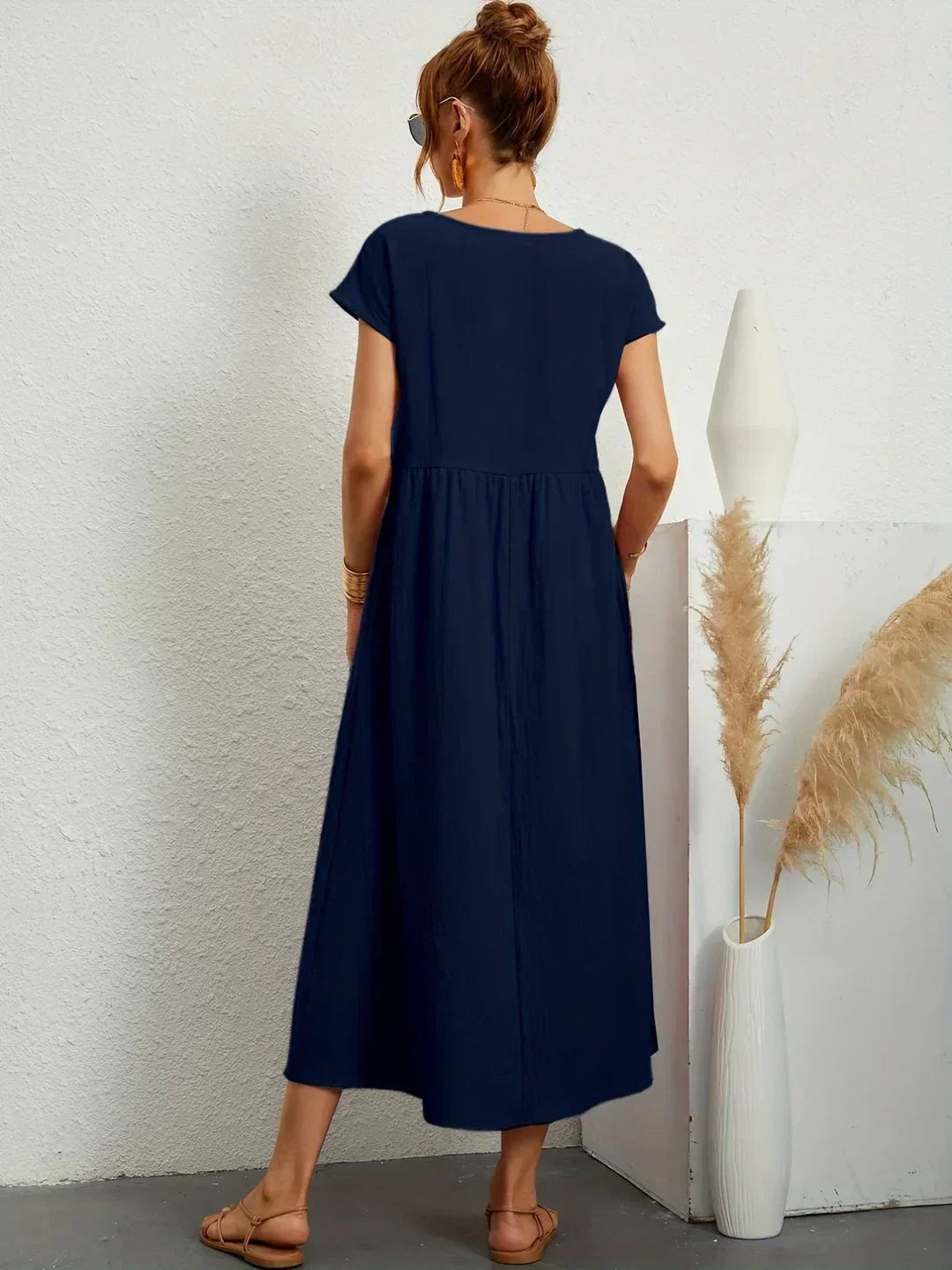 Gabrielle | Abito midi elegante dal design intramontabile