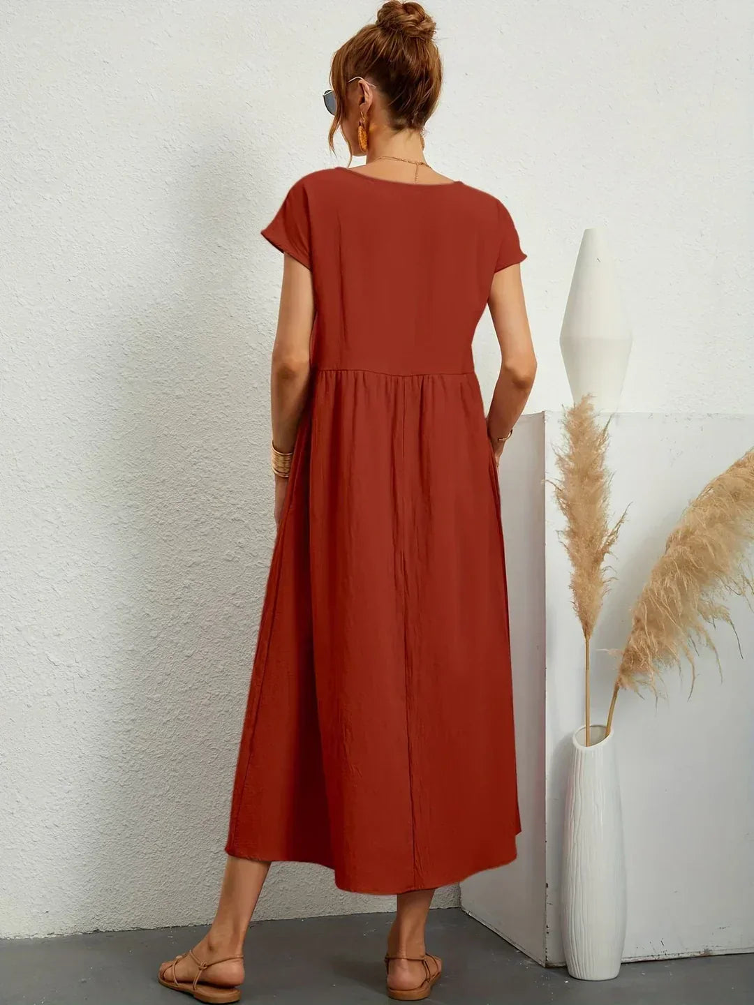 Gabrielle | Abito midi elegante dal design intramontabile