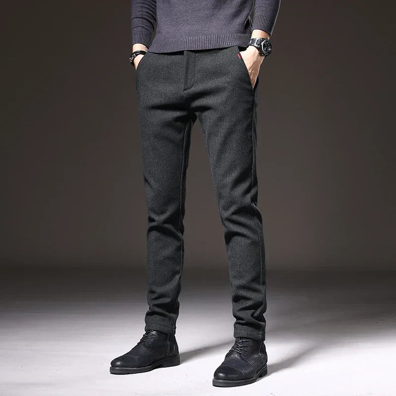 Pantaloni slim Remo