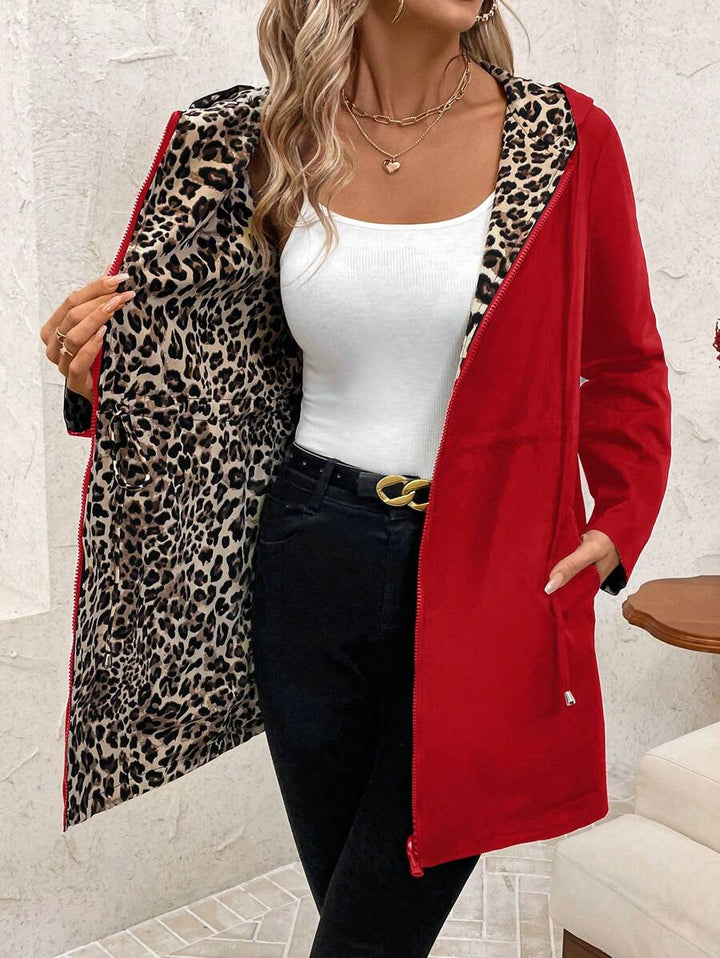 Double-sided coat with hood and leopard print