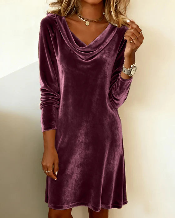 Vestito da donna largo in velluto